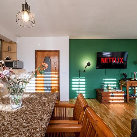 Roman Thermae 2Bdrm Sunny Apartment Varna Extérieur photo